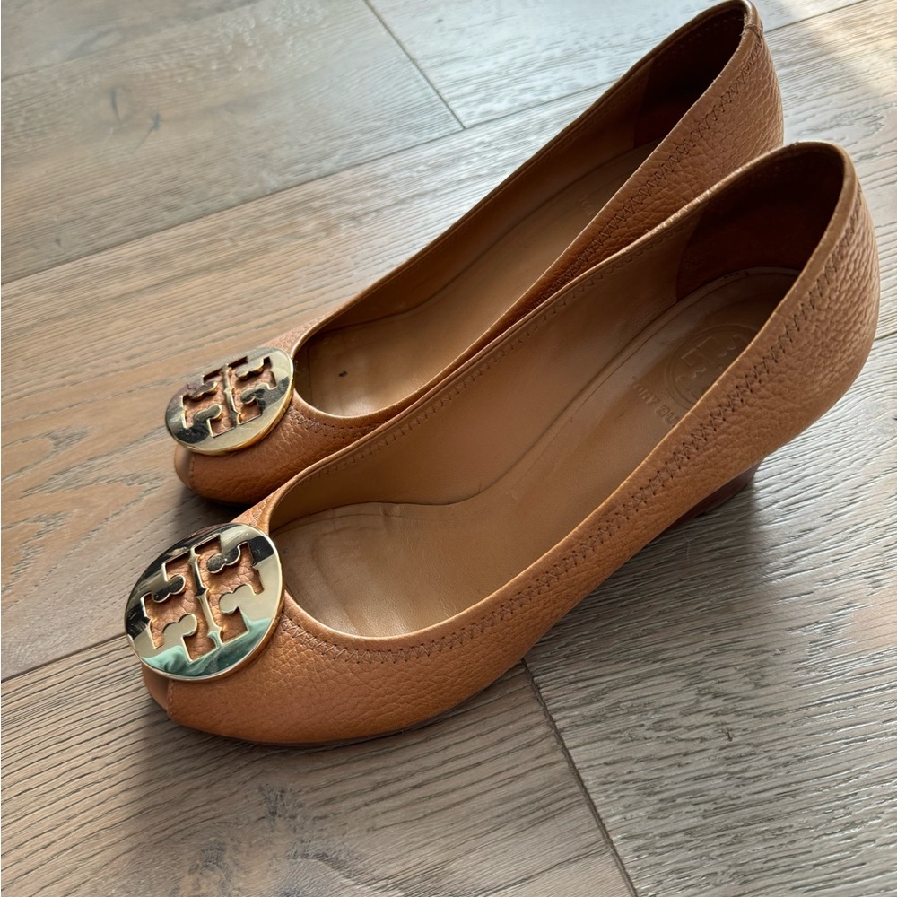 Tory Burch perp toe wedges